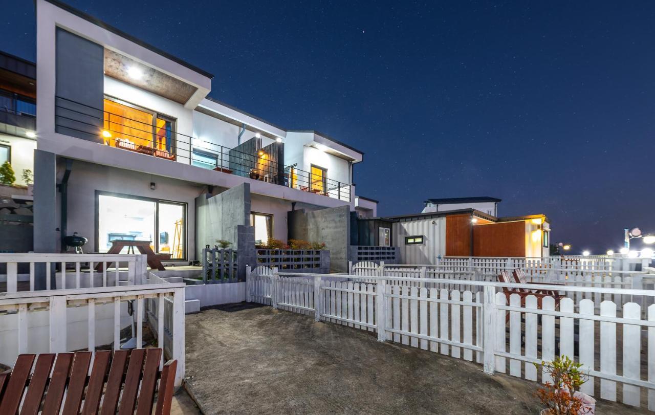 Namhae Whale'S Dream Villa Dış mekan fotoğraf