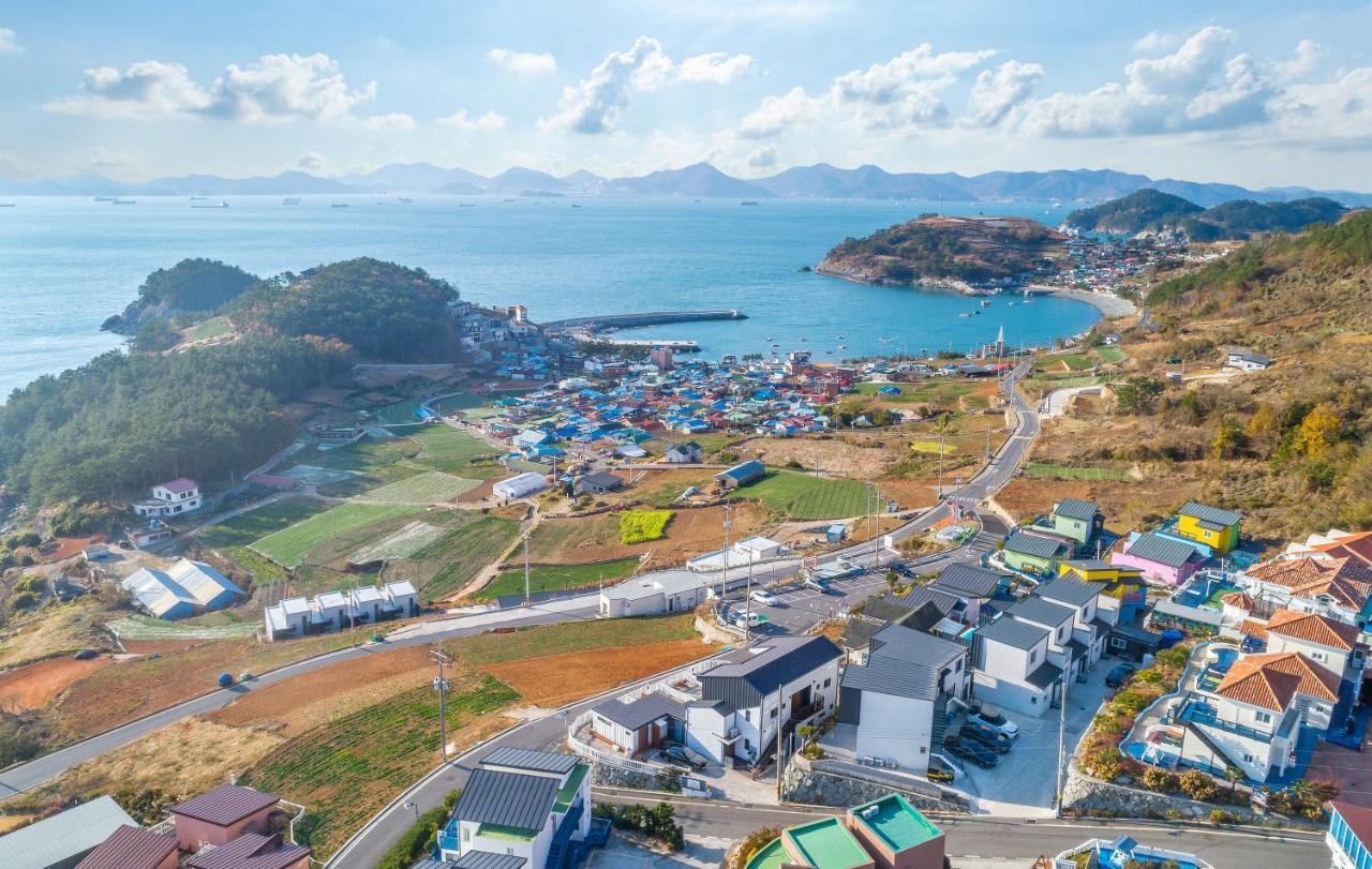 Namhae Whale'S Dream Villa Dış mekan fotoğraf
