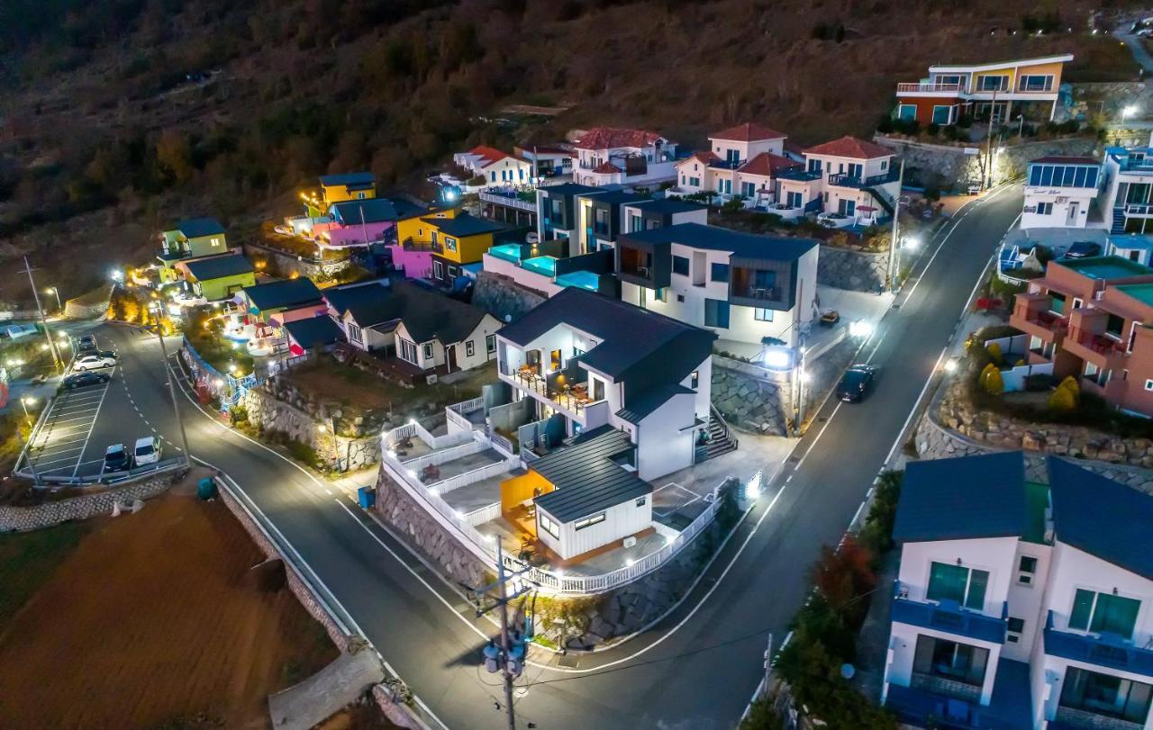 Namhae Whale'S Dream Villa Dış mekan fotoğraf