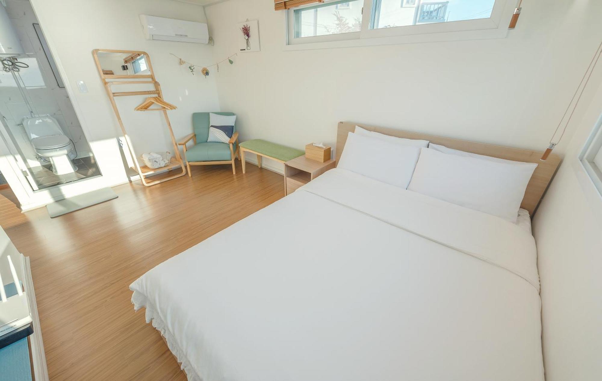 Namhae Whale'S Dream Villa Oda fotoğraf
