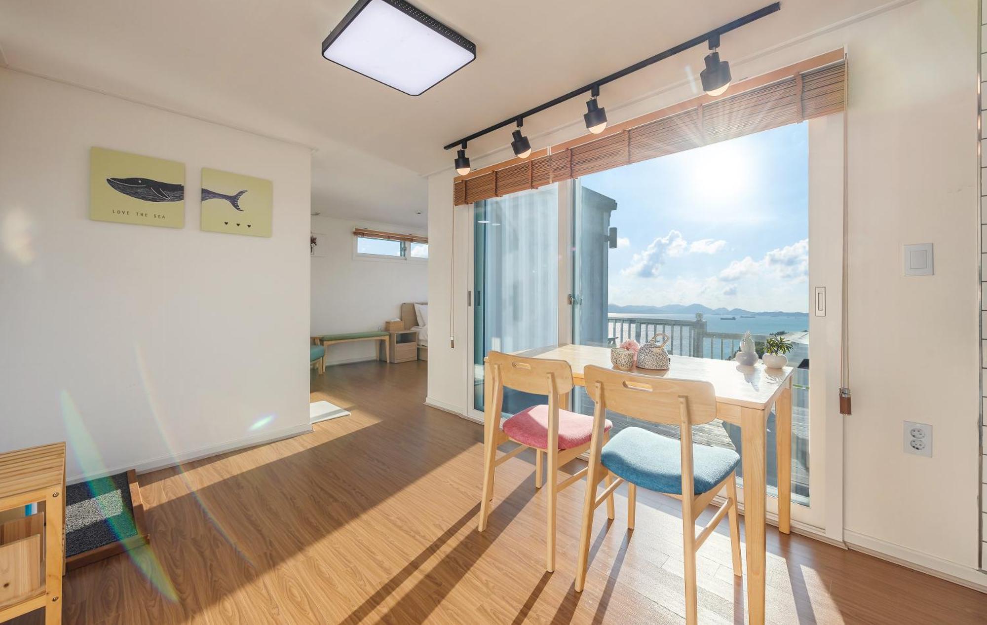 Namhae Whale'S Dream Villa Oda fotoğraf