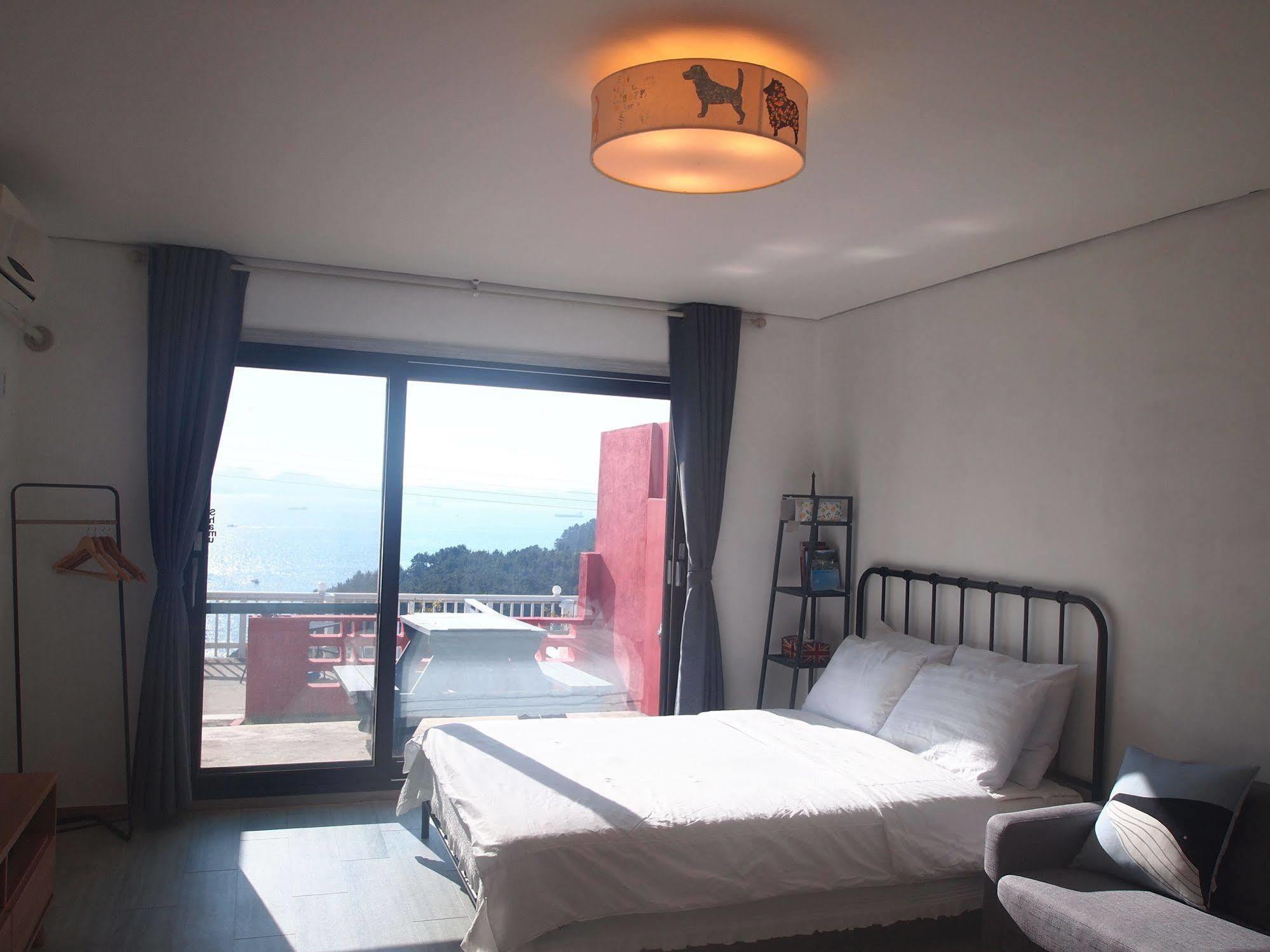 Namhae Whale'S Dream Villa Dış mekan fotoğraf